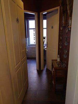 zu den Toiletten.jpg