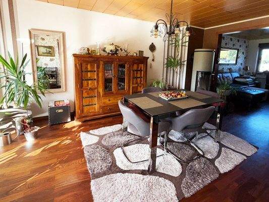 Offener Wohn-/Essbereich