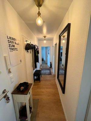 3 Zimmer Wohnung Koeln Zollstock_IMMODILIA_Flur