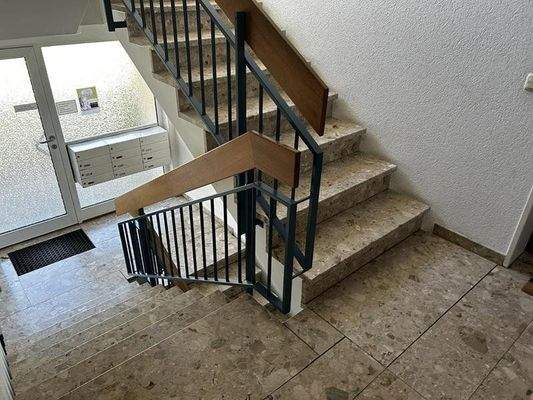 Hauseingang, Treppenhaus