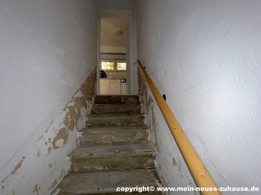 Bild 9 Kellertreppe