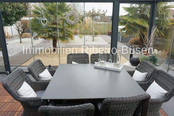 Der lichtdurchflutete Sommergarten