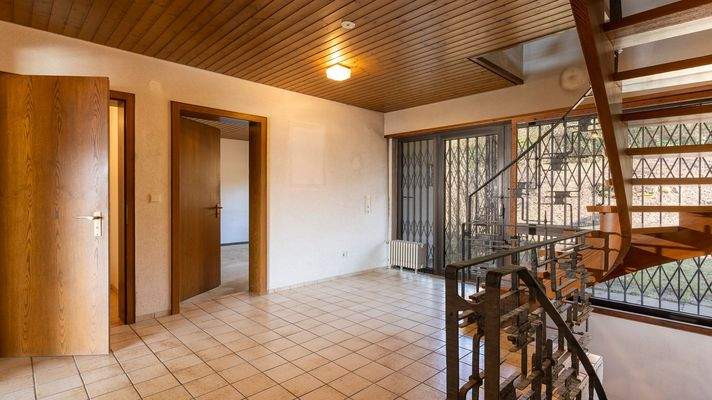 EG - Diele/Treppenhaus/Gartenzugang nach Norden