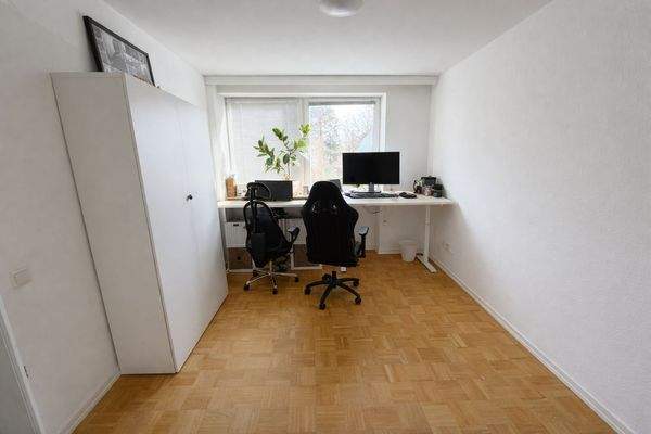 Arbeits-/Kinderzimmer