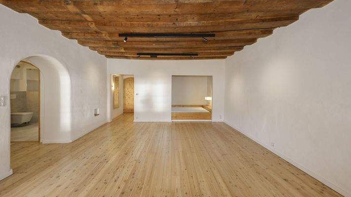 KITZIMMO-Freizeitwohnsitz in historischem Stadthaus mit Blick auf die Streif - Immobilien Kitzbühel.