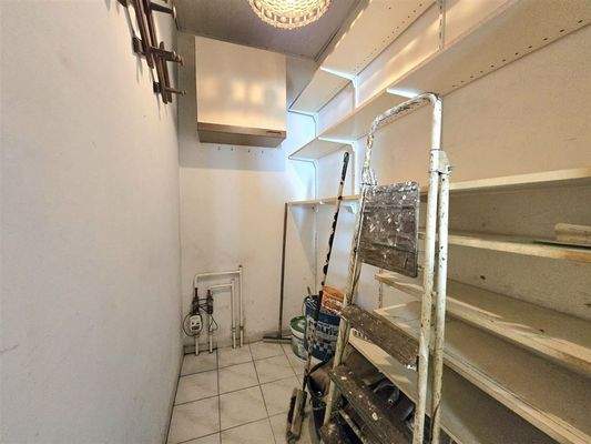 Abstellraum Küche Erdgeschosswohnung