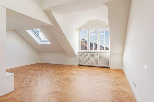 Große Fenster schaffen lichterfülltes Ambiente