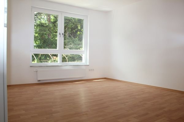 Schlafzimmer_Erlanger Strasse 49a_Uttenreuth.jpg