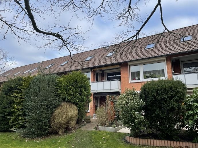 Schöne Maisonettewohnung mit Balkon im zentralen Niendorf