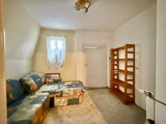 Durechgangszimmer im OG