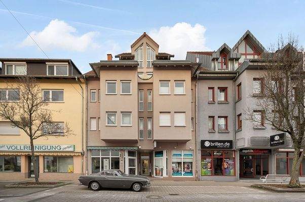 Wohn- und Geschäftshaus