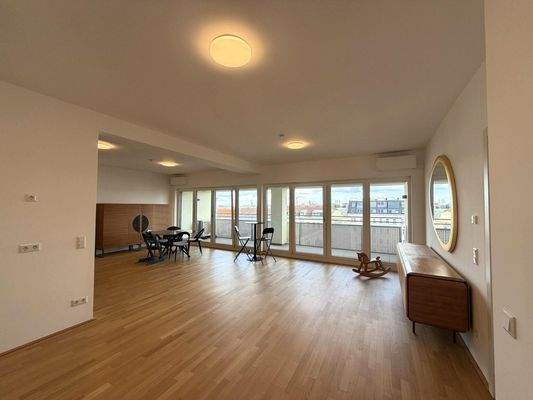 Wohn-/Essküche / klimatisiert