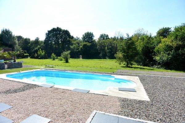 26  praktisch uneinsehbar