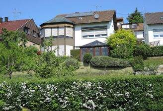 Haus mit großem  Grundstück