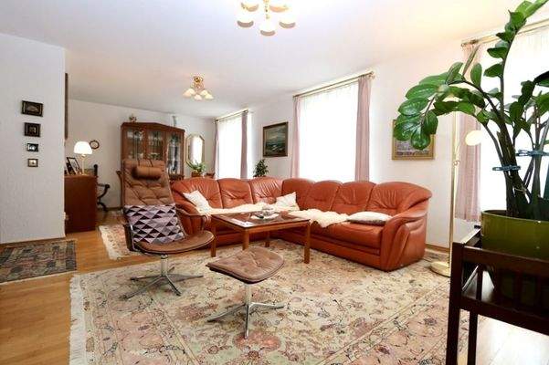 Vorderhaus / OG 2-Raum