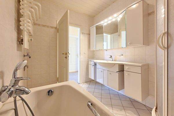 Der Waschmaschinenstellplatz im Badezimmer