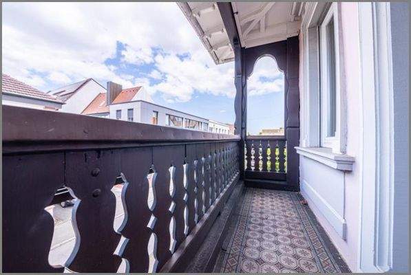Balkon 1 von 2 im OG
