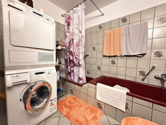 Badezimmer Ansicht 2