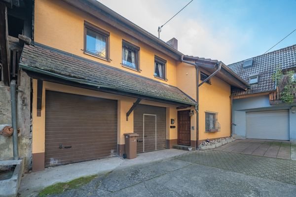Freiburg  (1)