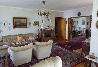 Der Mittelpunkt des Hauses: Das riesige Wohnzimmer