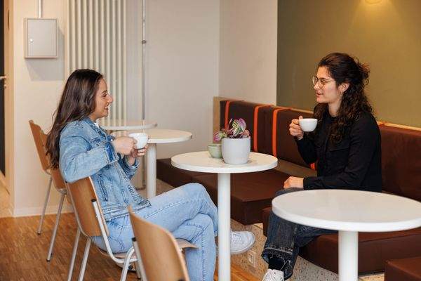 THE FIZZ-Frankfurt-Kitchen-B