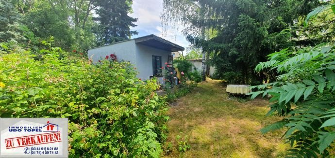 Großes Gartengrundstück mit 2 Bungalows - Ideal zur Erholung