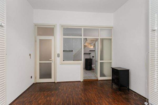 ... und Badezimmer "en Suite".