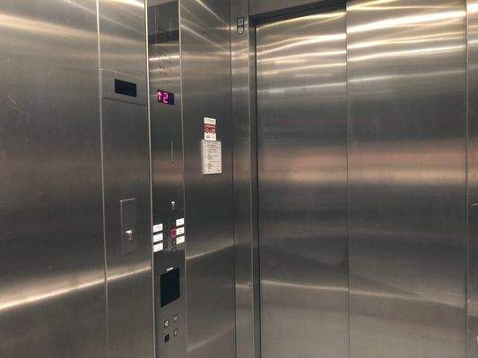 Aufzug innen