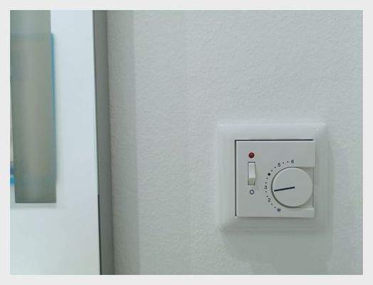 11 Oberer Flur - Heizungsregler.jpg