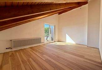 Dachstudio mit Balkon - Original