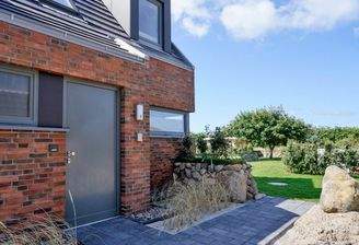 Blick zum Hauseingang