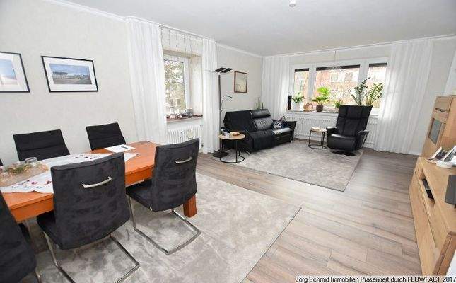 Lichtdurchflutetes Wohn-und  Esszimmer