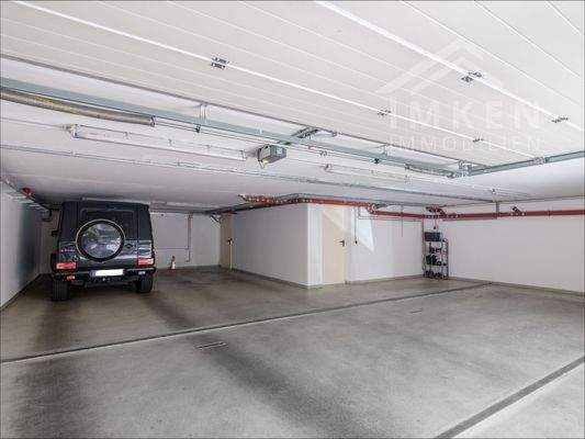 Tiefgarage mit 4 Stellplätzen