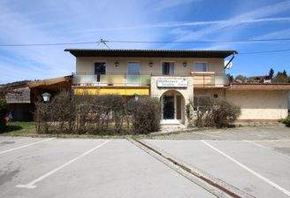 Wohn- und Geschäftshaus in Keutschach-Höflein mit 1.892m² Grundstück und 3 XXL-Garagen Nähe Rauschelesee mit vielen Verwendungsmöglichkeiten!