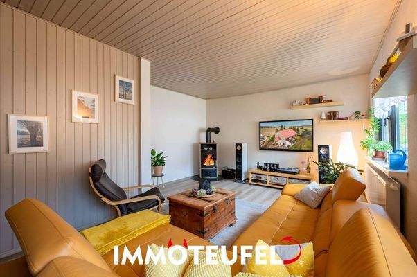 Wohnbereich mit Kamin