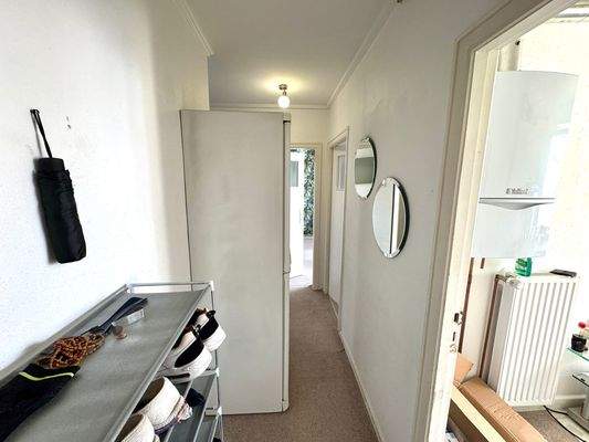 3. OG 3-Zimmer: Flur 