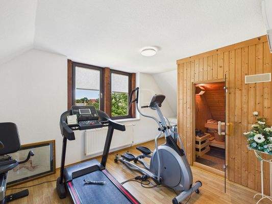 GYM mit Sauna im Dachgeschoss