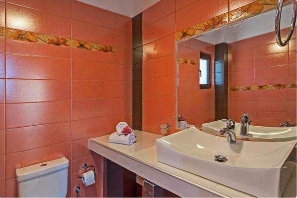 Kreta – Luxusvilla mit Meerblick in Triopetra