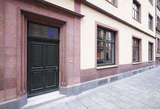 Gewerbeeinheit Front