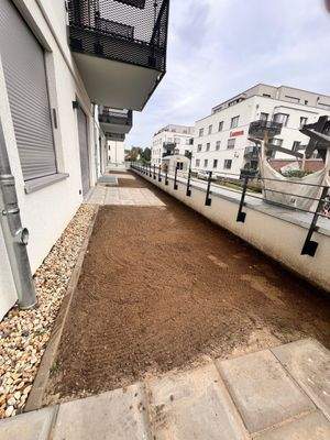 Moderne Neubau-Terrasse