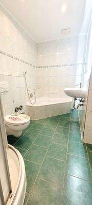 20250811_170119 (1).jpg