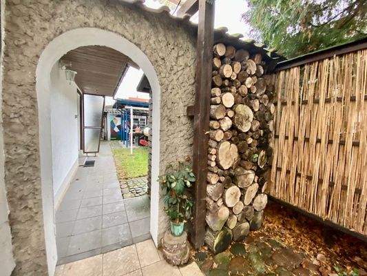 Durchgang zur Haustür