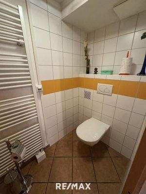 Wohnhaus KG WC