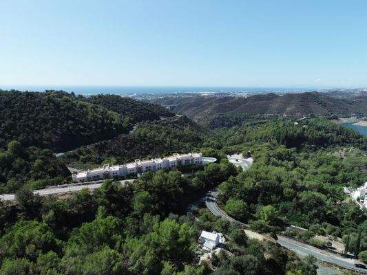 C1.2_Almazara FOREST-apartments-Istan-Marbella-panoramic-Abr 2024