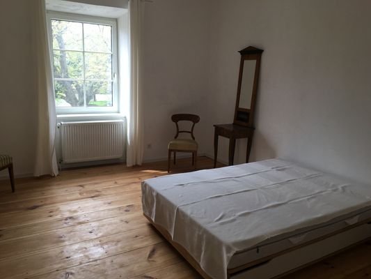 Schlafzimmer 1 OG