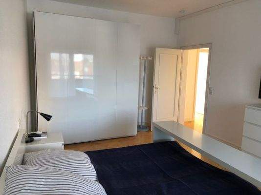 Der Schlafzimmerschrank