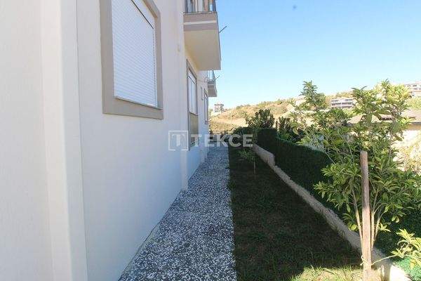 Brand-New Apartment in a Poolside Building in Manavgat Antalya