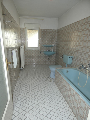  Tageslicht-Badezimmer 