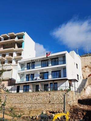 WhatsApp Image 2025-01-10 at 16.50.44.jpeg