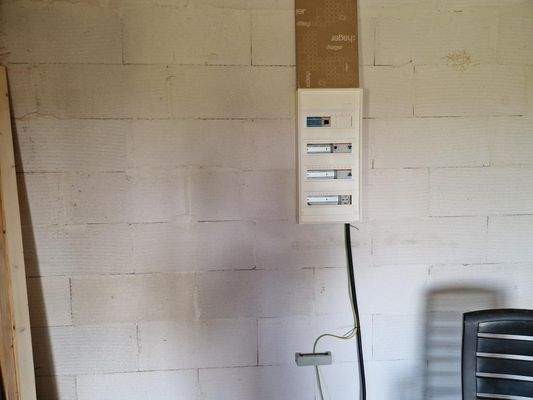 Elektroinstallation neu